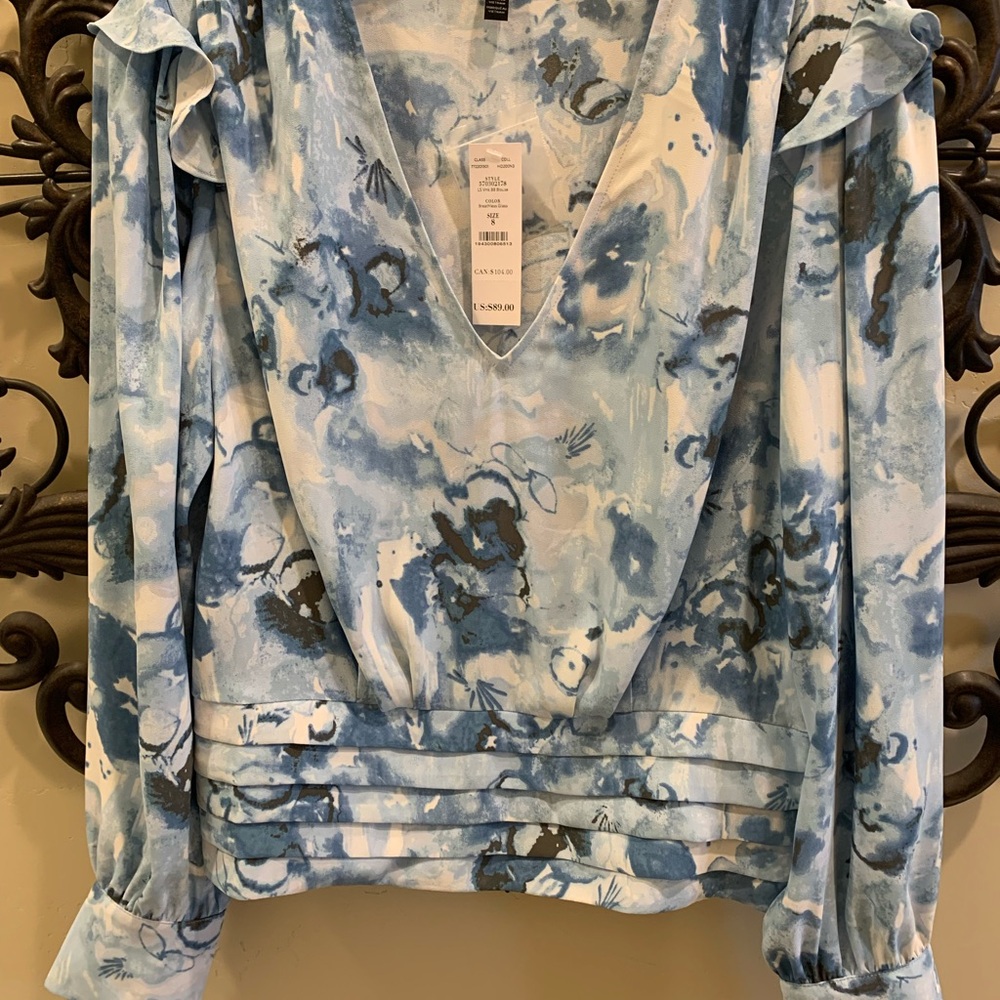 White House Black Market Blue Flutter Sleeve Ruched Blouse